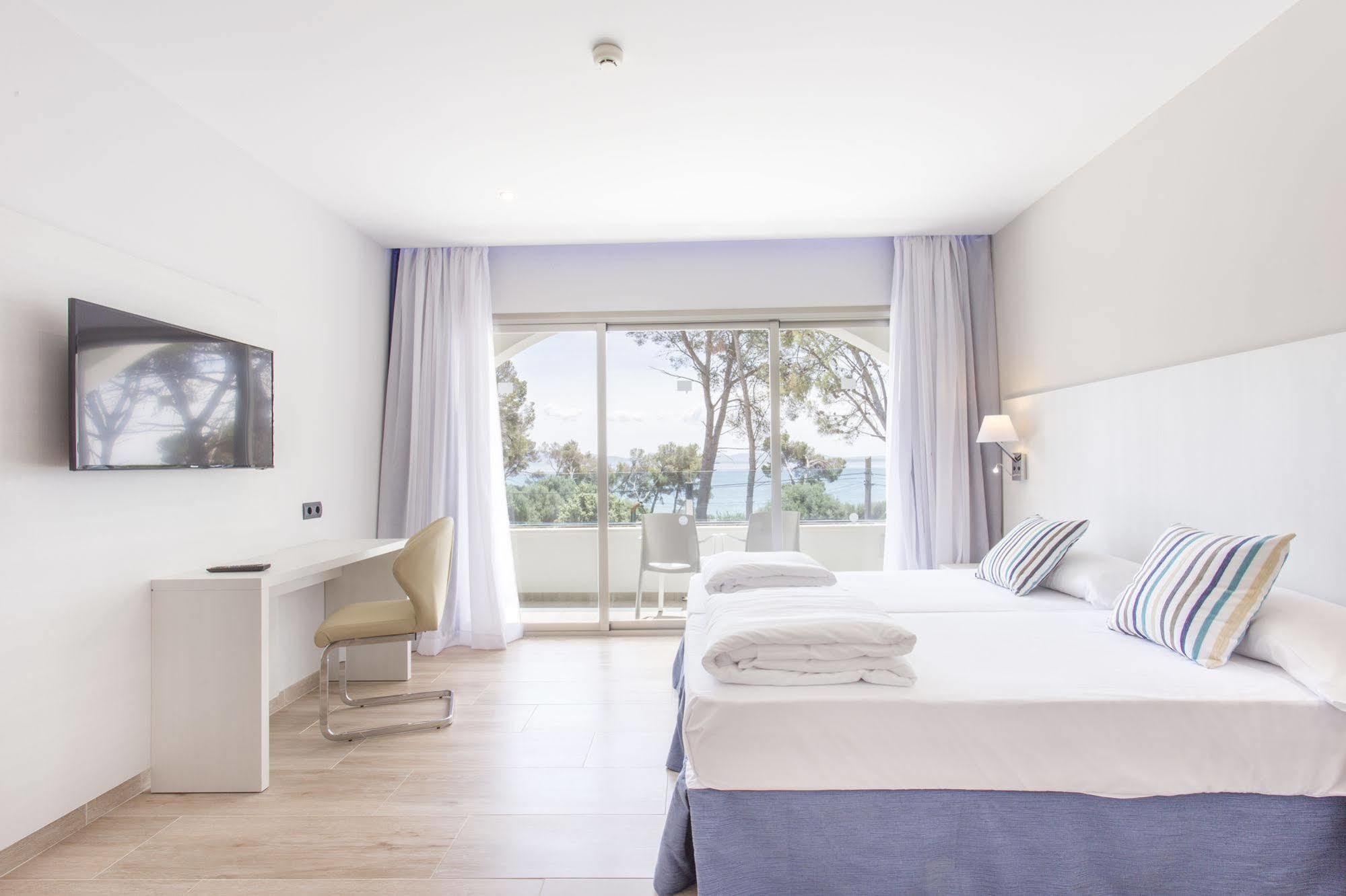 Mar Hotels Alcanada Port de Alcudia  Екстер'єр фото