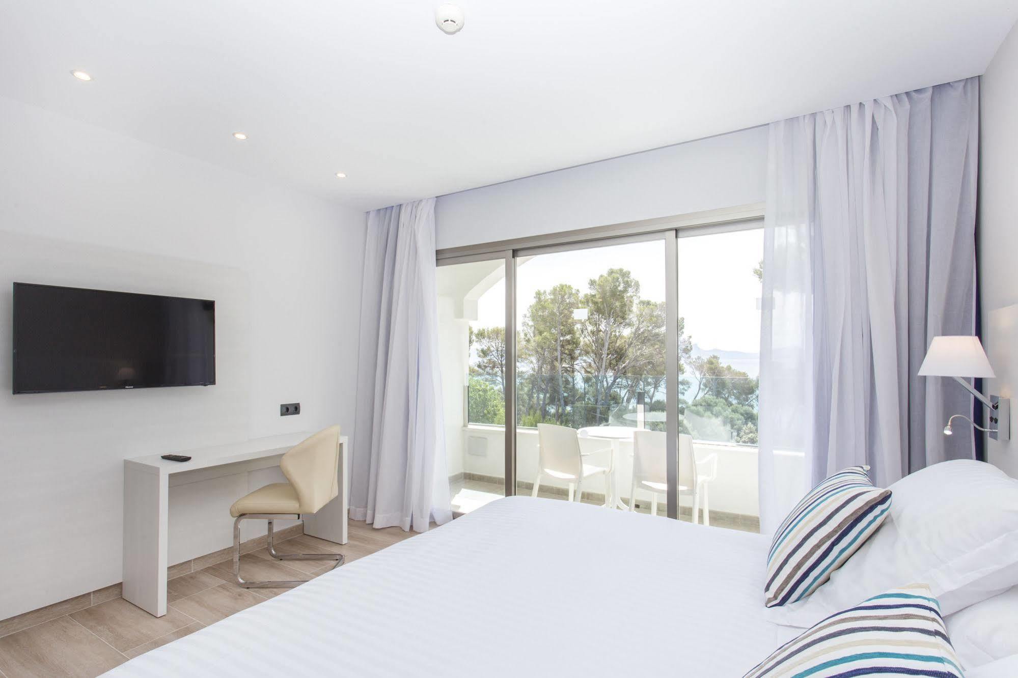 Mar Hotels Alcanada Port de Alcudia  Екстер'єр фото