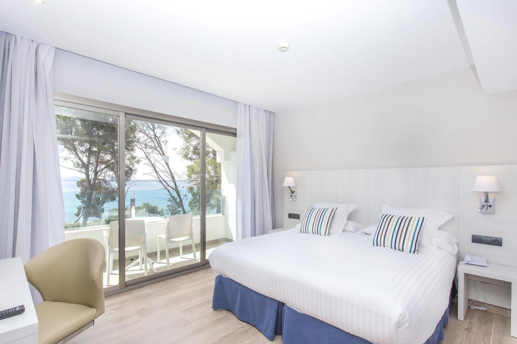 Mar Hotels Alcanada Port de Alcudia  Екстер'єр фото